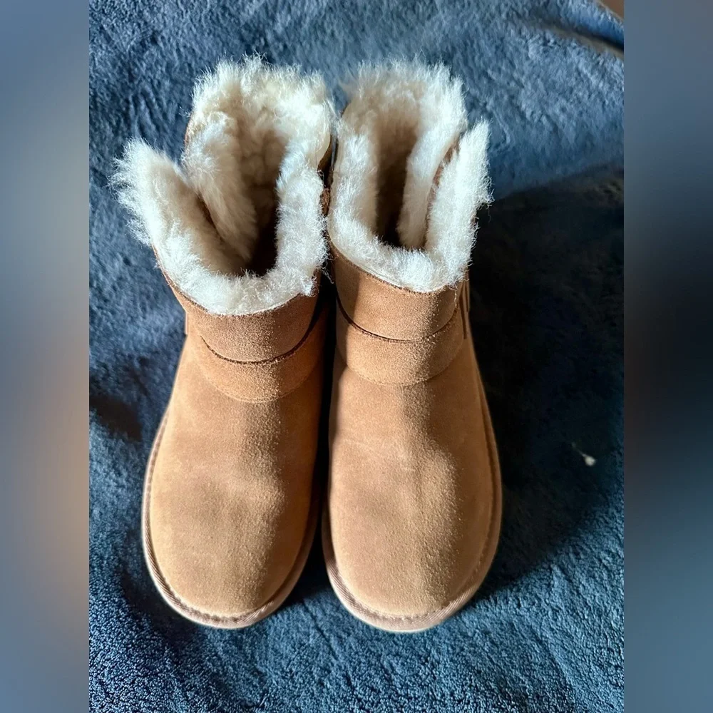 NIB UGG Bailey Mini Logo Strap Bootie - Size Womens 5 - Color Brown - Picture 9 of 13